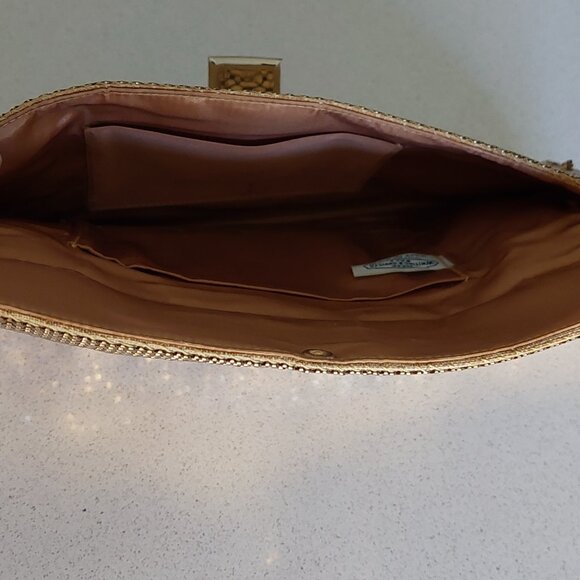 Whiting & Davis Vintage Gold Mesh Special Occasion Clutch Purse - Picture 10 of 16